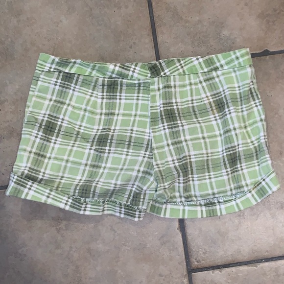 Plad green hint shorts - Picture 3 of 4